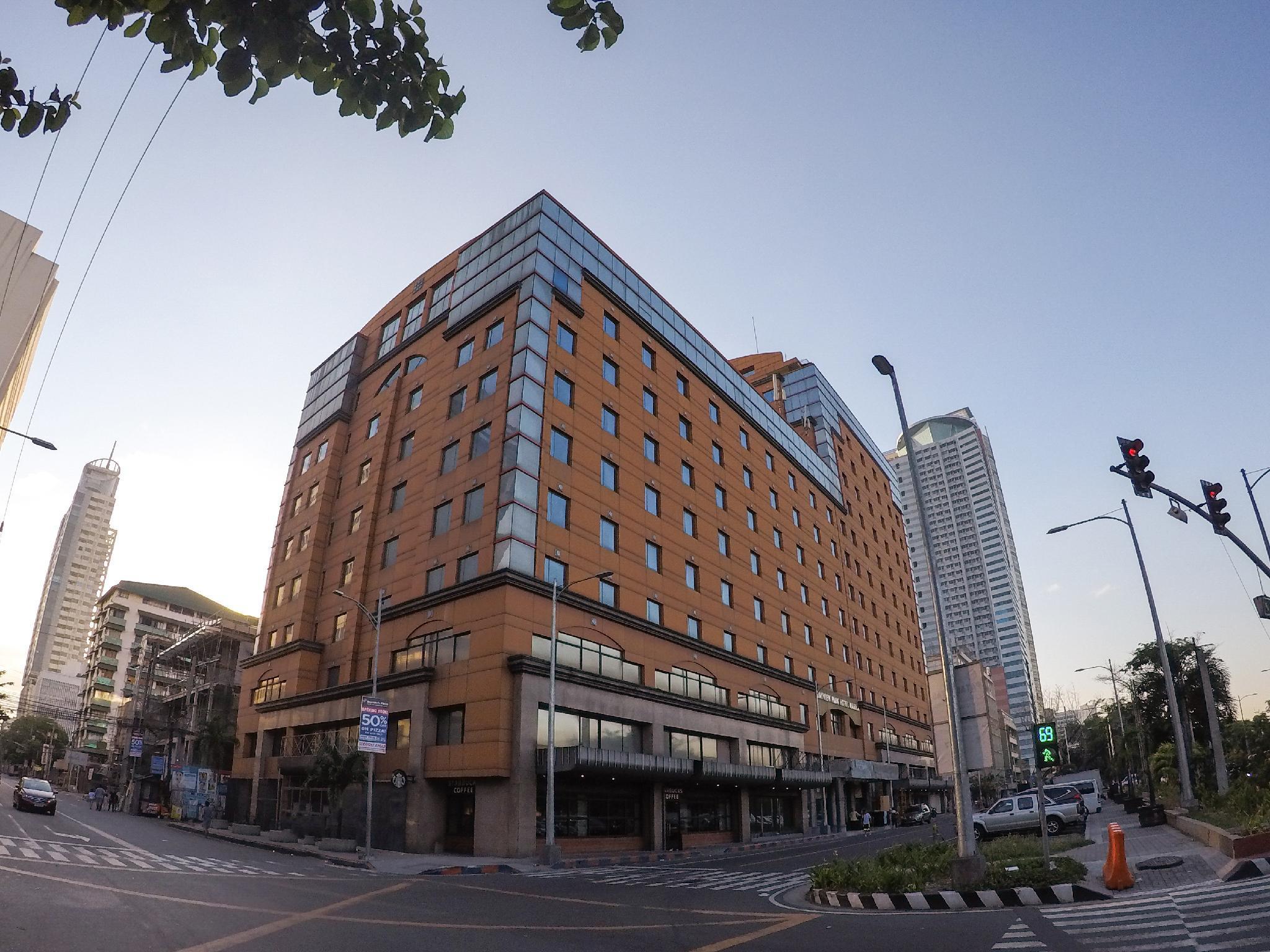 Bayview Park Hotel Манила Екстериор снимка