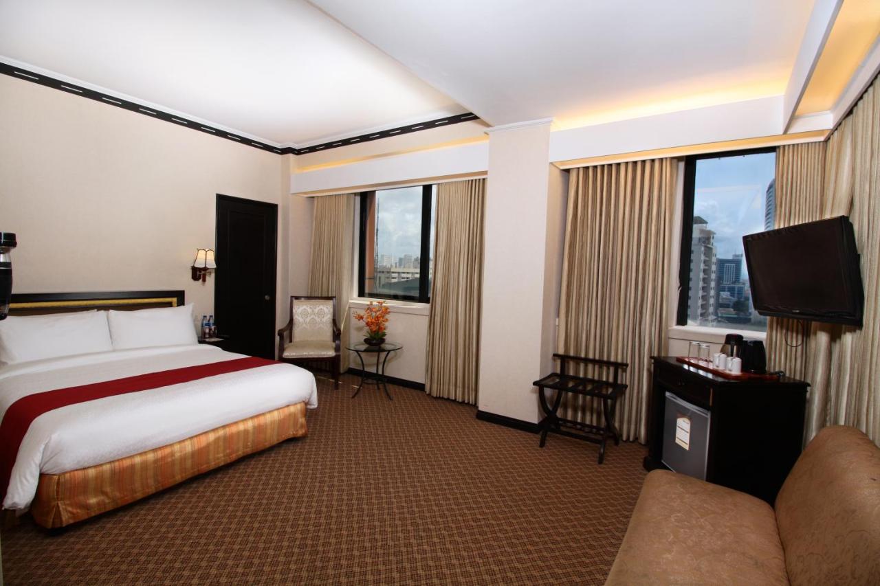 Bayview Park Hotel Манила Екстериор снимка