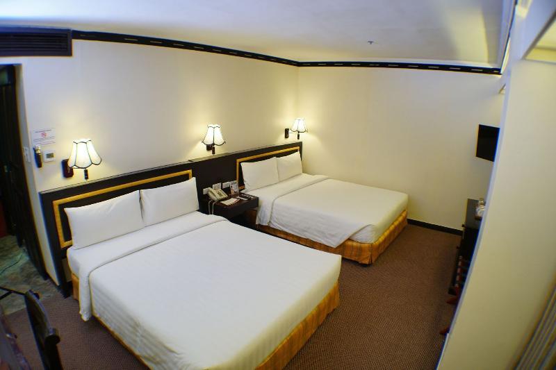 Bayview Park Hotel Манила Екстериор снимка